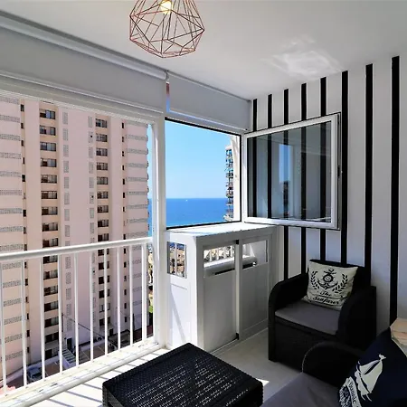 Bacana 9-4 * Benidorm